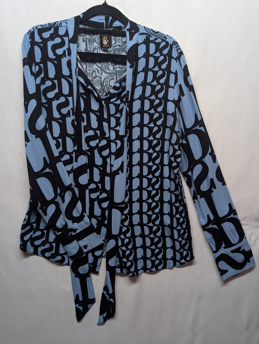 574-Desigual Light Blue and Black Graphic Button-Down Blouse Fit Medium - Picture 2 of 5
